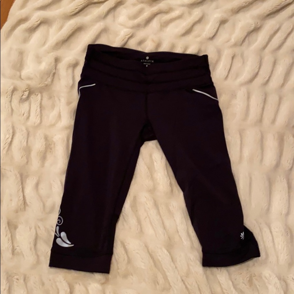 Athleta Knee Length Capri